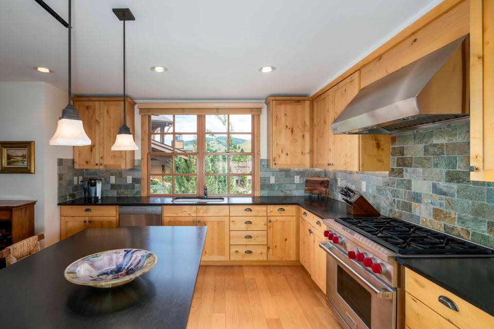 109 Angani Way 15 — overview photo