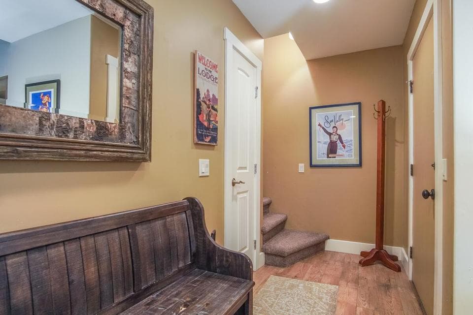 340 W River St 140 photo 6
