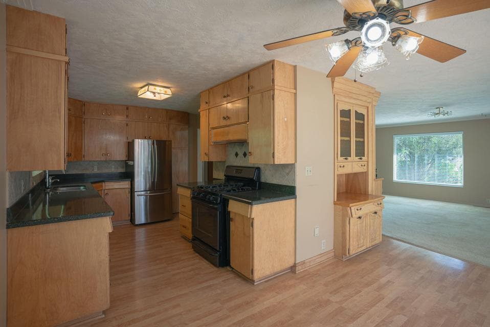 3939 N U.S. 93 photo 4