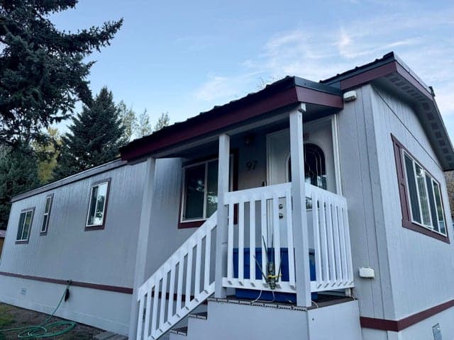 97 Meadows Dr 97